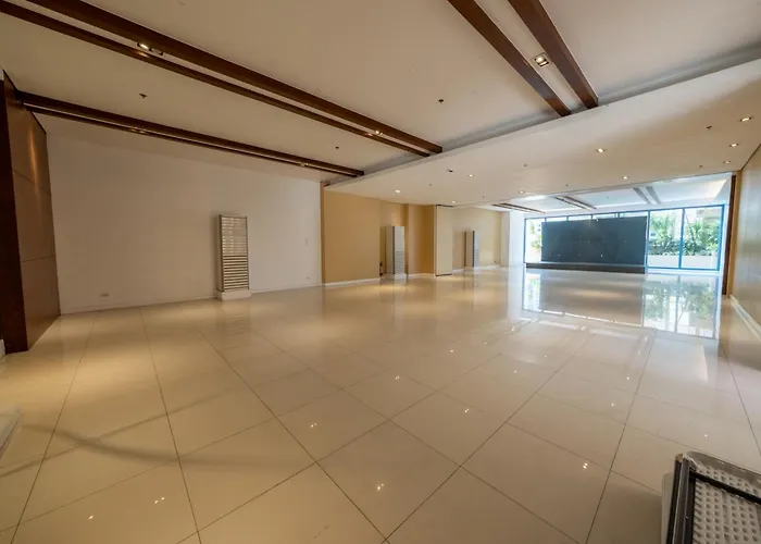Grand Riviera By Reddoorz Hotel *