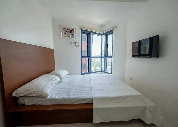 Grand Riviera By Reddoorz Hotel