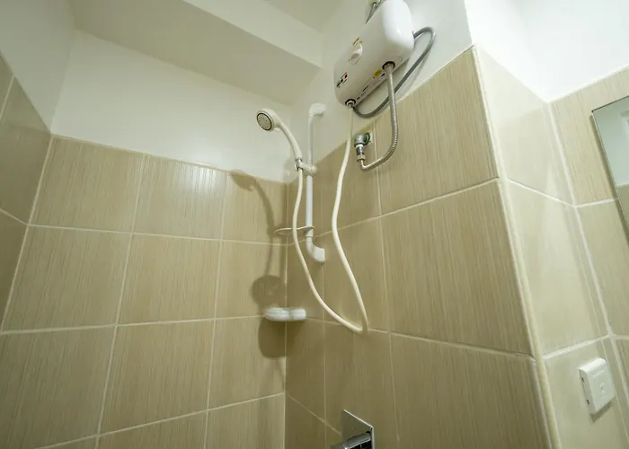 Hotel Grand Riviera By Reddoorz Manila